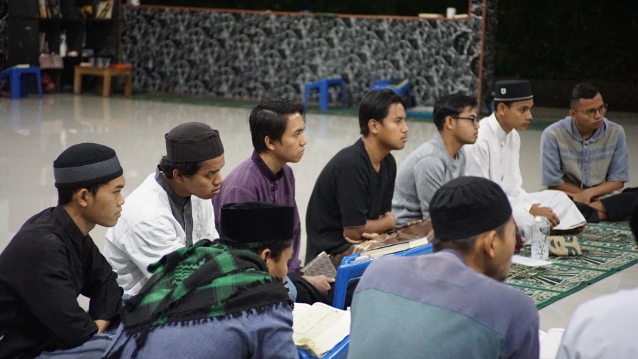 Menghafallah Setulus Do’a Zakariya ‘alaihissalam 2 taujih sabtu 04